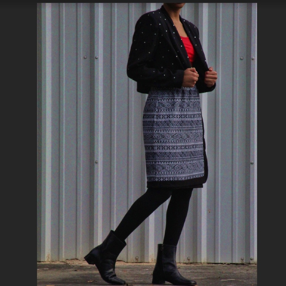 Black White Tribal Skirt - Picture 4 of 8